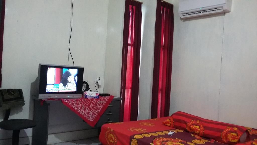 Mayestik Guest House Syariah Джакарта Екстер'єр фото
