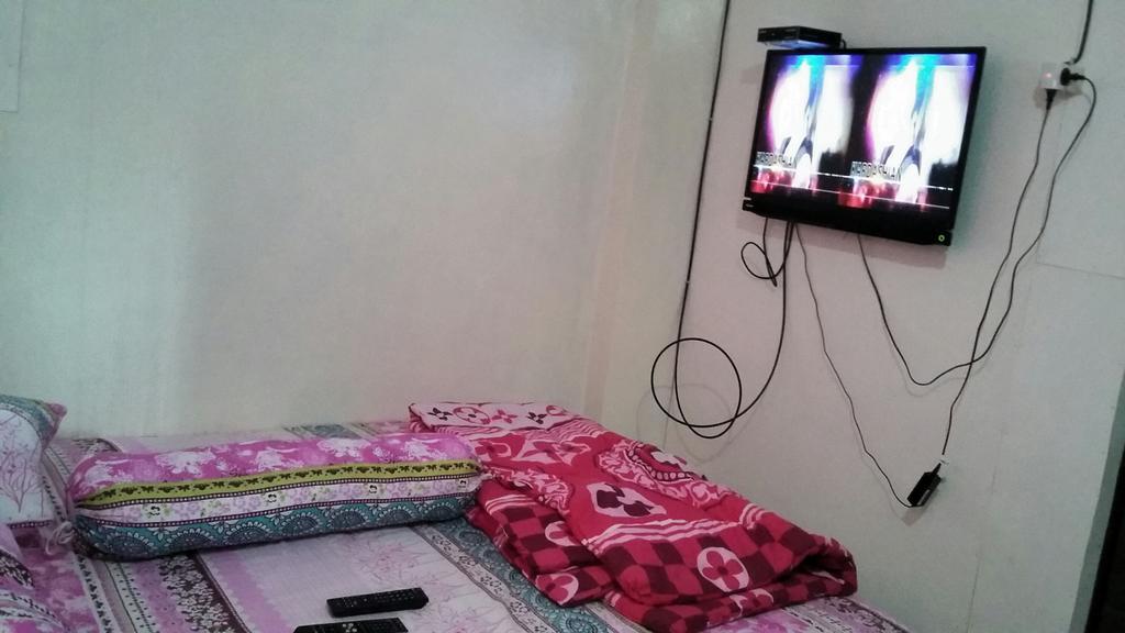 Mayestik Guest House Syariah Джакарта Екстер'єр фото