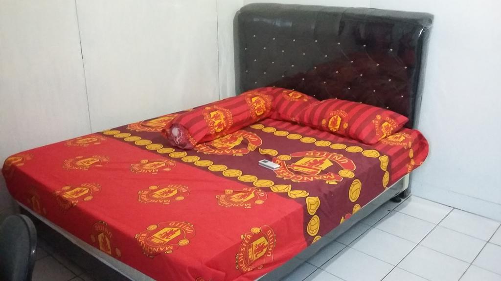 Mayestik Guest House Syariah Джакарта Екстер'єр фото
