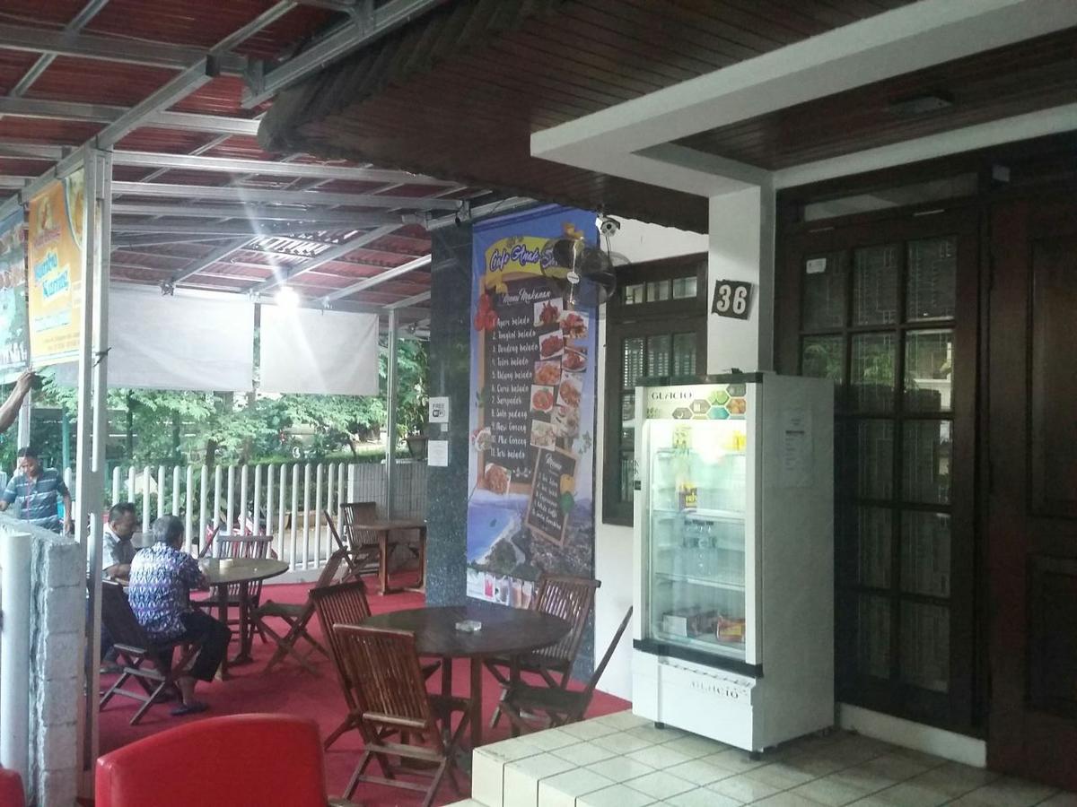 Mayestik Guest House Syariah Джакарта Екстер'єр фото